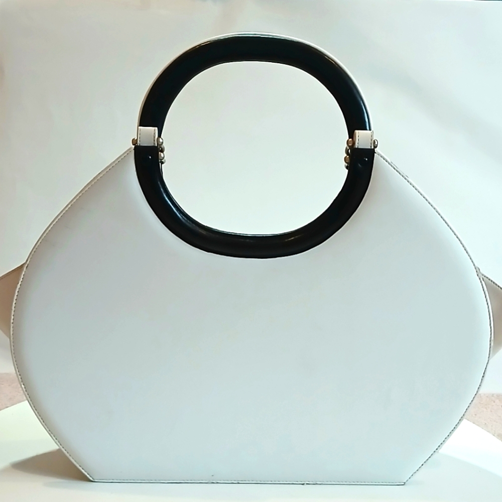 Chic Elegant Leather White Shoulder Bag with Black Handle Large EUC Retail 299